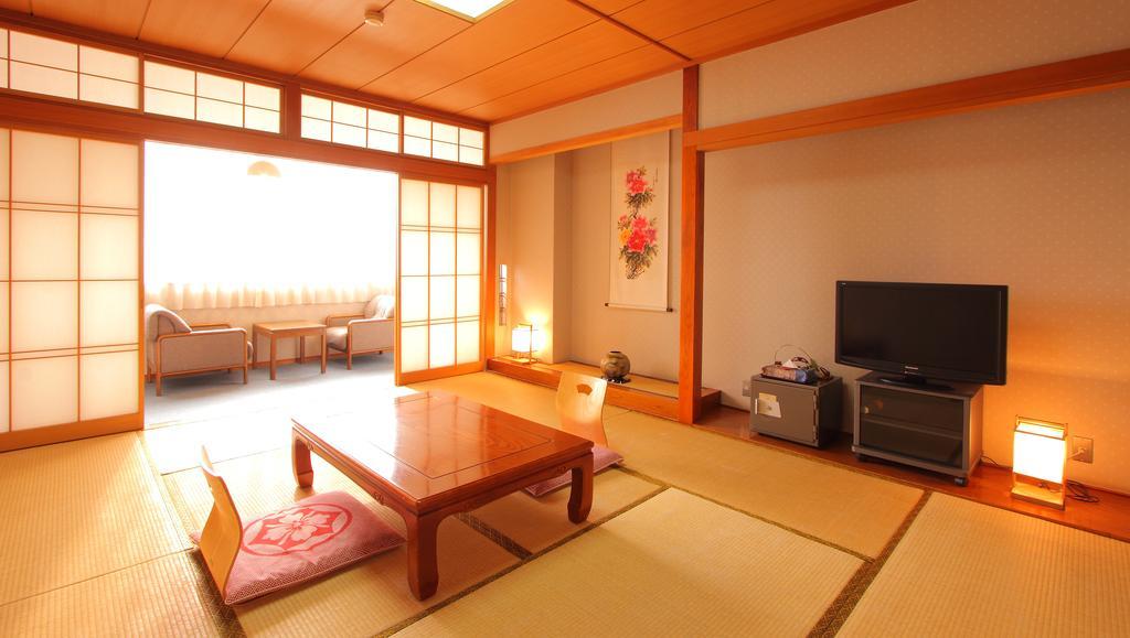 Kasugai View Hotel Fuefuki Eksteriør bilde