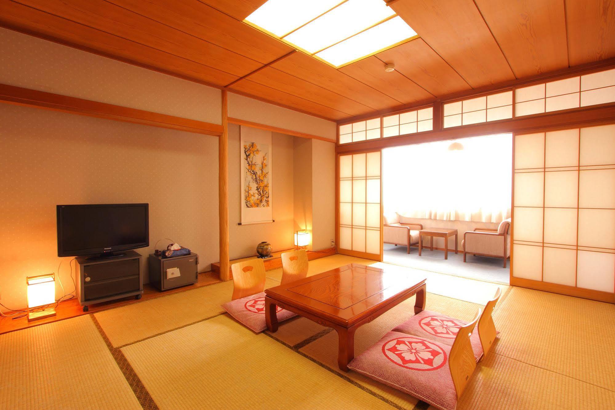 Kasugai View Hotel Fuefuki Eksteriør bilde