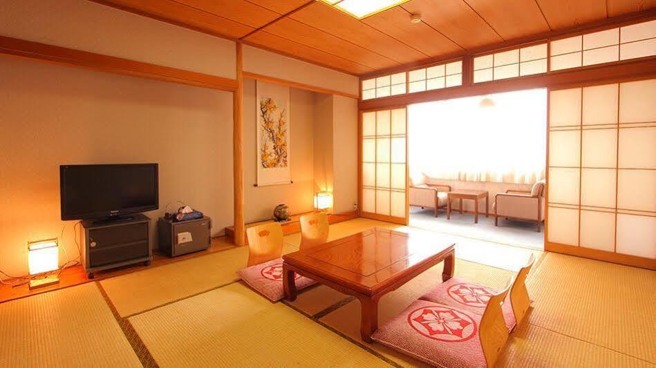 Kasugai View Hotel Fuefuki Eksteriør bilde